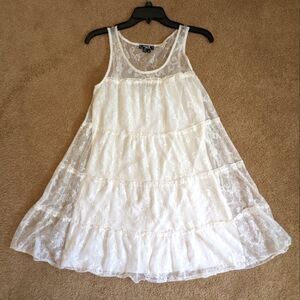 Sequin Hearts Junior's White Lace Dress Size M